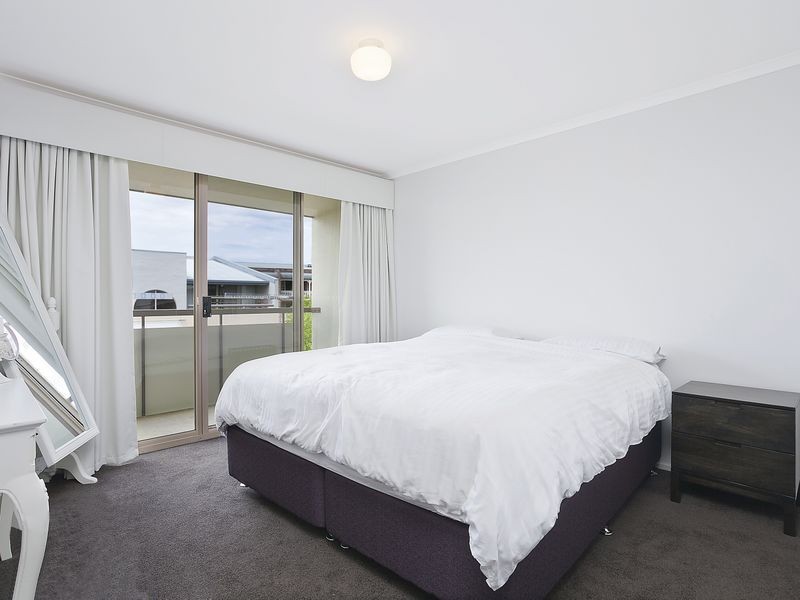 F6/2 Currie Crescent, Griffith ACT 2603