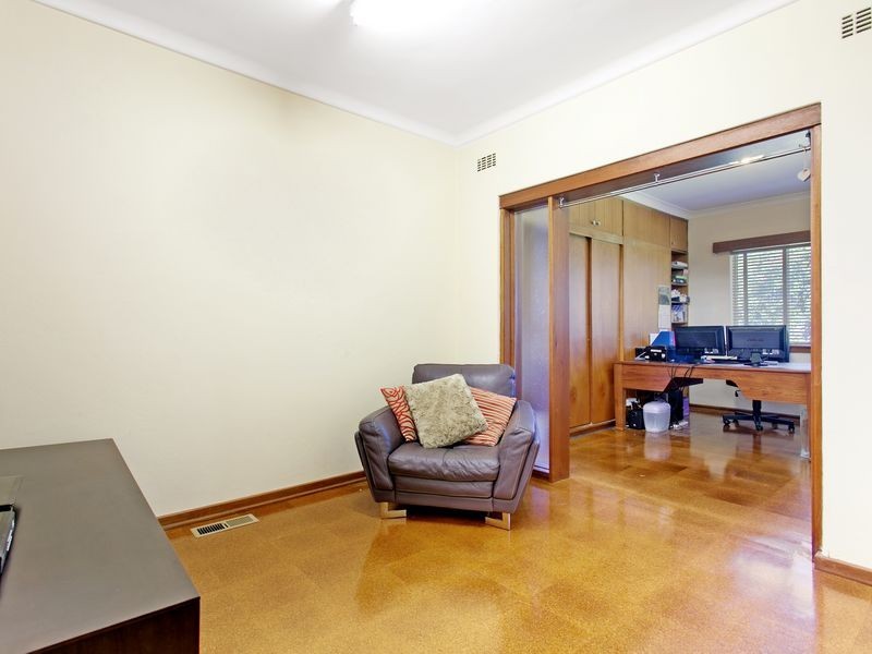 80 Captain Cook Crescent, Griffith ACT 2603