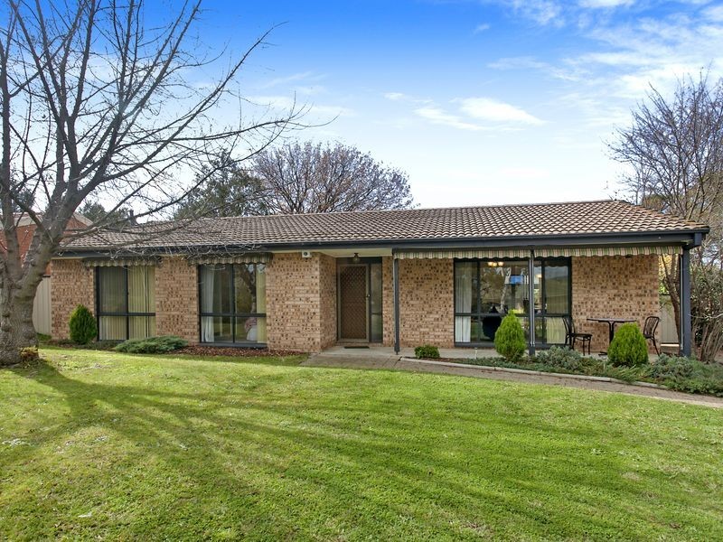 50 Barraclough Crescent, Monash ACT 2904