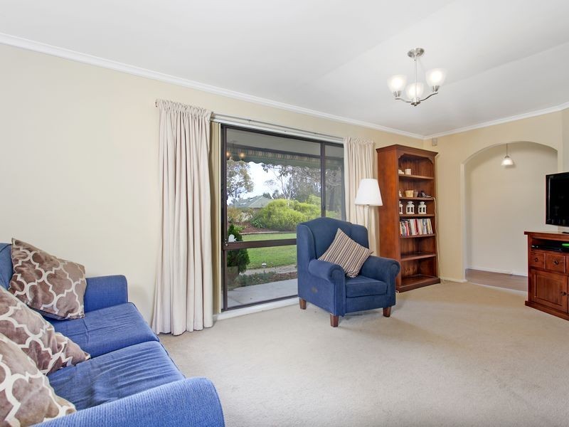 50 Barraclough Crescent, Monash ACT 2904
