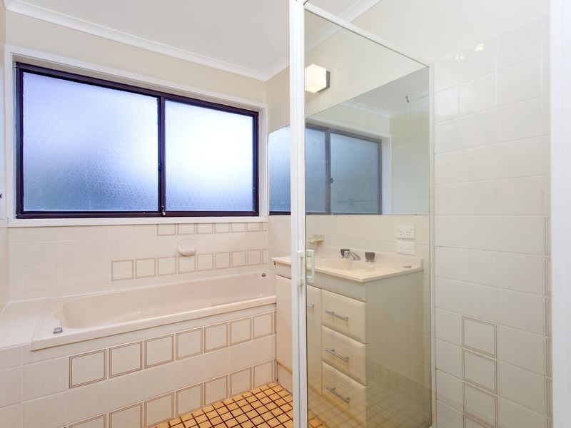 50 Barraclough Crescent, Monash ACT 2904