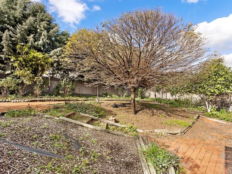 27 Warabin Crescent, Ngunnawal ACT 2913