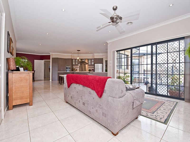 1 Roper Place, Royalla ACT 2620