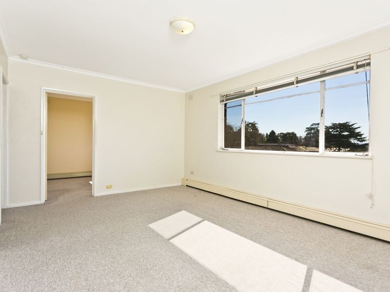 5/4 Nuyts Street, Red Hill ACT 2603