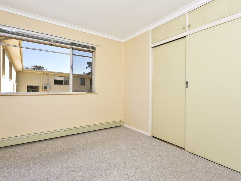 5/4 Nuyts Street, Red Hill ACT 2603
