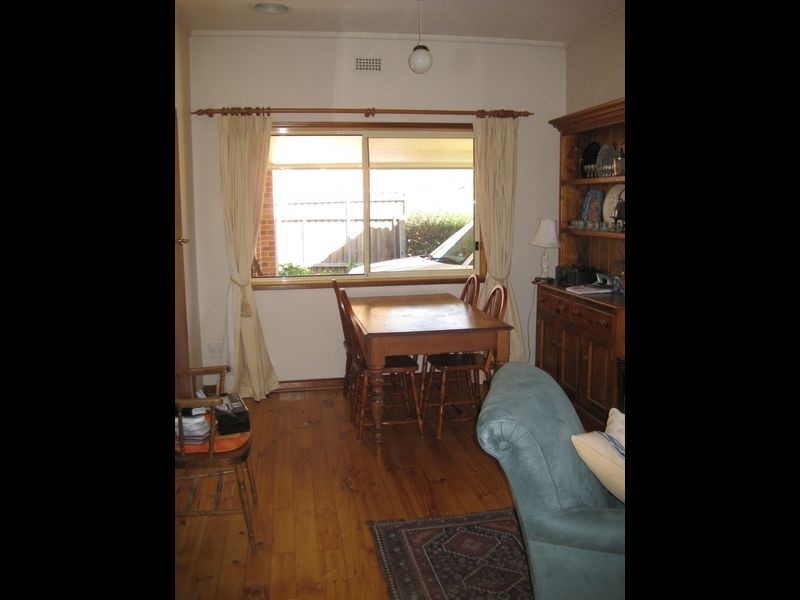 23 McKinlay Street, Narrabundah ACT 2604