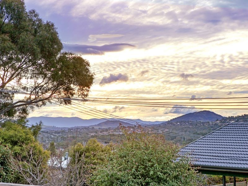 5 Bainbridge Close, Chisholm ACT 2905