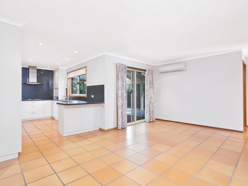 18 Chevalley Loop, Gordon ACT 2906