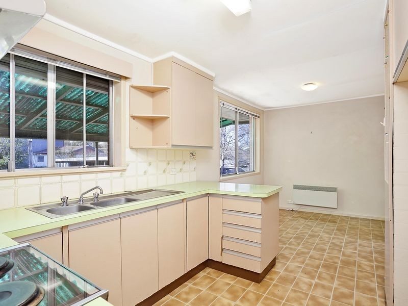 136 Goyder Street, Narrabundah ACT 2604