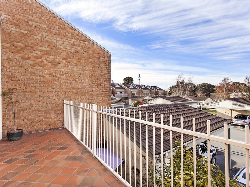 18/201 Goyder Street, Narrabundah ACT 2604