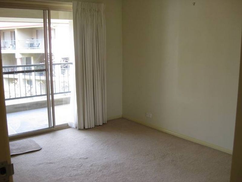 19/30 Cunningham Street, Kingston ACT 2604