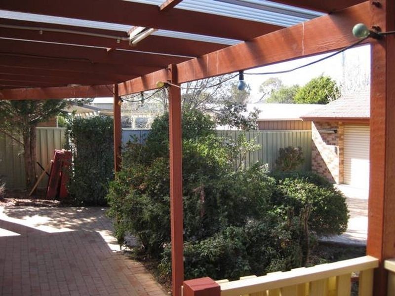 69 Clive Steele Avenue, Monash ACT 2904