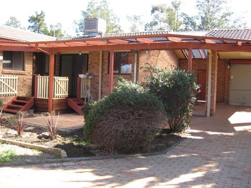 69 Clive Steele Avenue, Monash ACT 2904