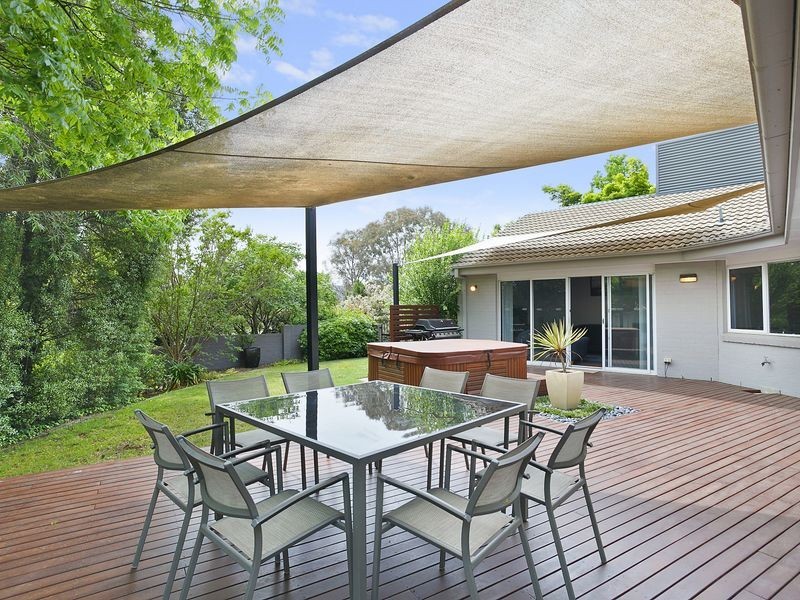 39 Hadleigh Circuit, Isabella Plains ACT 2905