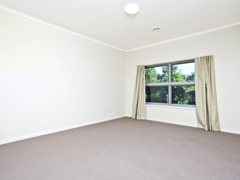 56 Macfarland Crescent, Chifley ACT 2606