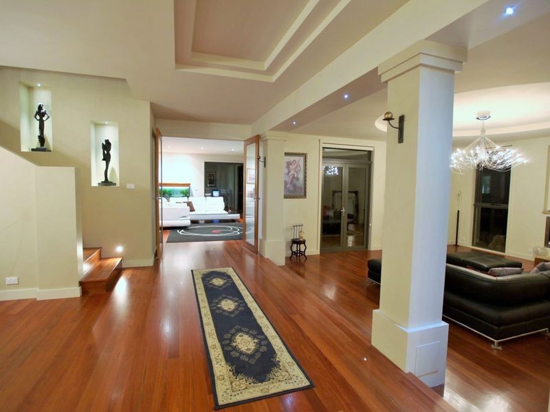 8 Kintore Crescent, Yarralumla ACT 2600