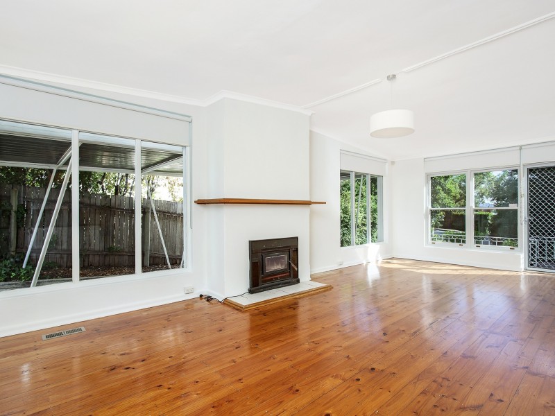 68 Caley Crescent, Narrabundah ACT 2604