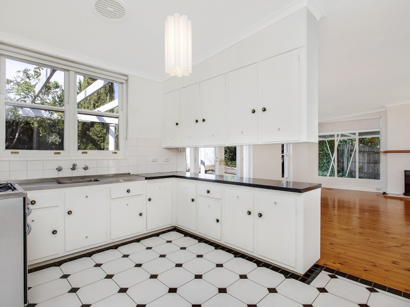 68 Caley Crescent, Narrabundah ACT 2604