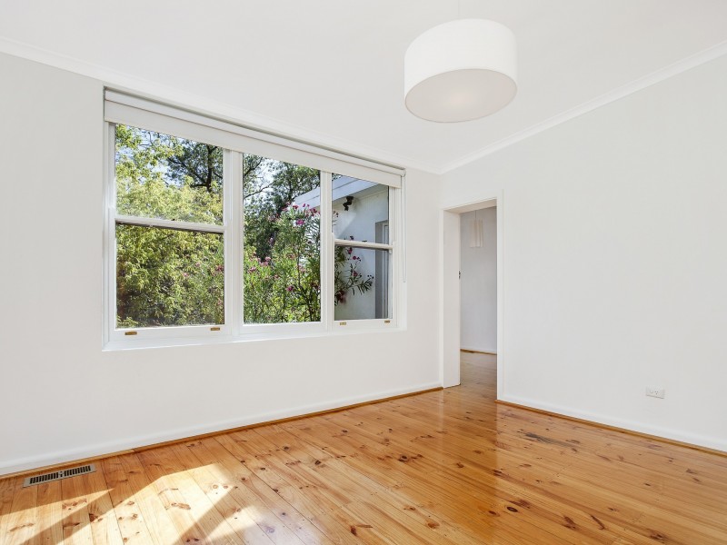 68 Caley Crescent, Narrabundah ACT 2604