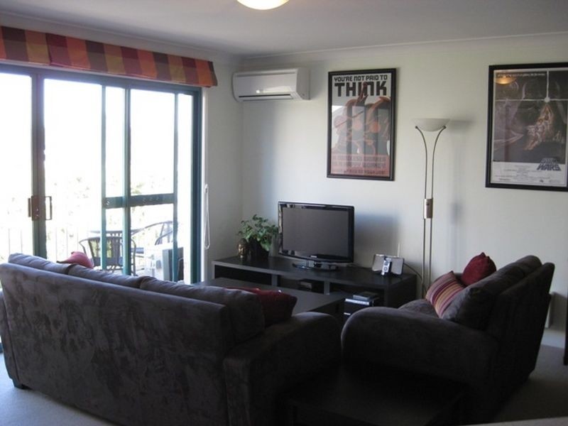 54/53 McMillan Crescent, Griffith ACT 2603