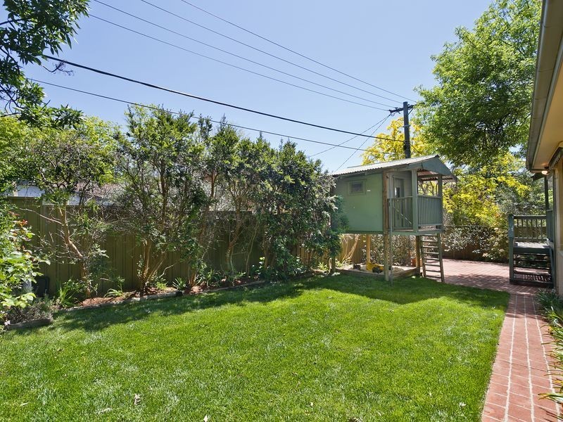 10 Johnston Street, Narrabundah ACT 2604