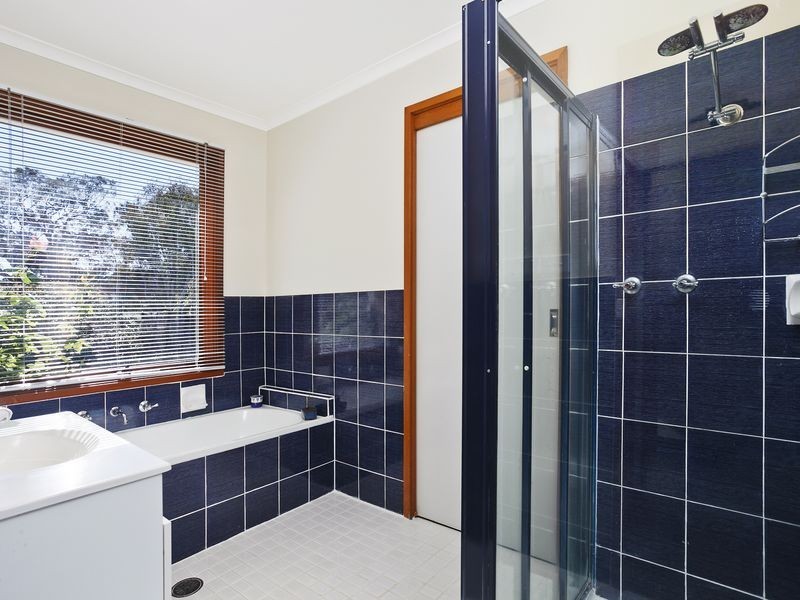 10 Max Henry Crescent, Macarthur ACT 2904