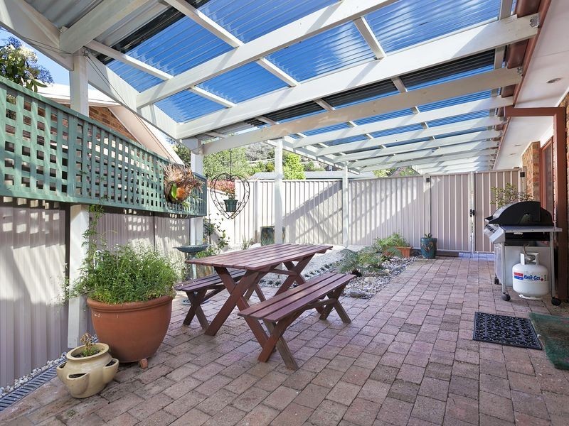 10 Max Henry Crescent, Macarthur ACT 2904