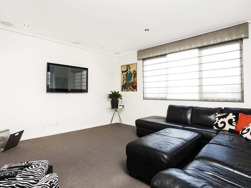 183/15 Coranderrk Street, City ACT 2601
