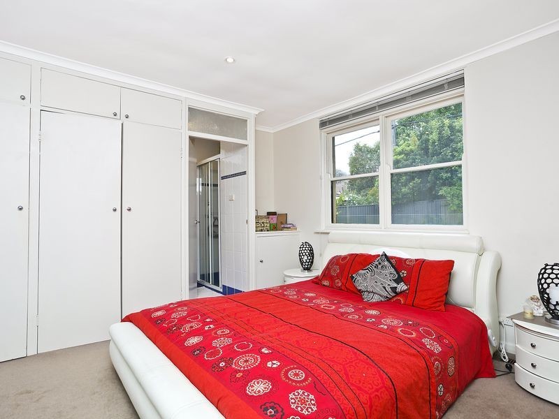 14 Hopetoun Circuit, Deakin ACT 2600