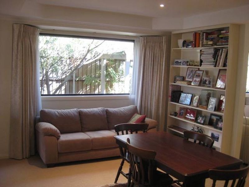 16/50 Ellenborough Street, Lyneham ACT 2602