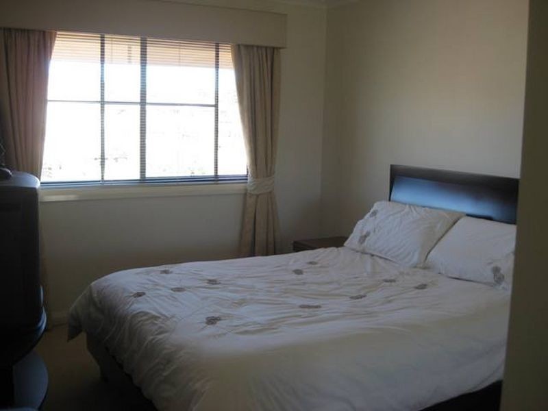 16/50 Ellenborough Street, Lyneham ACT 2602