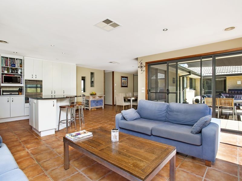 17 Hardie Close, Macarthur ACT 2904