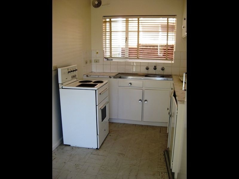 3/4 Nuyts Street, Red Hill ACT 2603