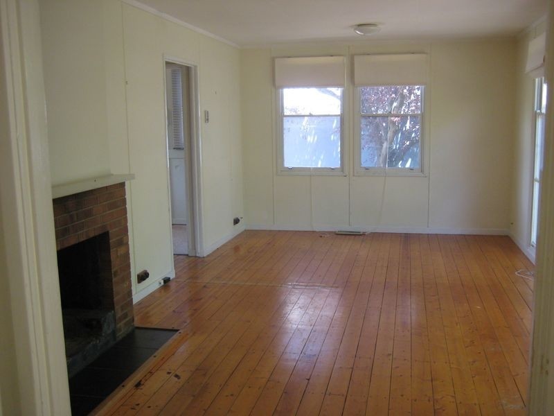 25 Carrington Street, Deakin ACT 2600