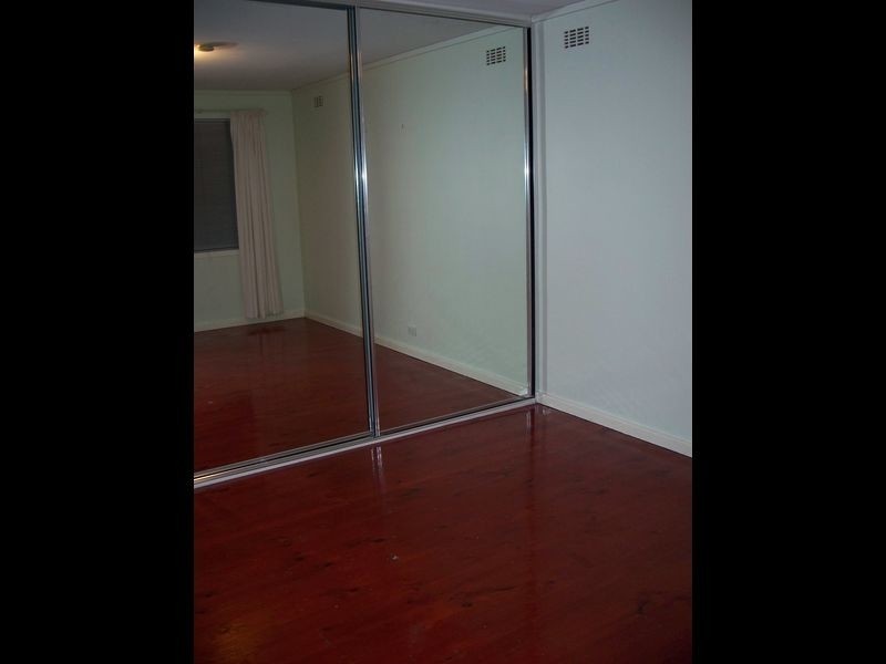 6 Enderby Street, Mawson ACT 2607