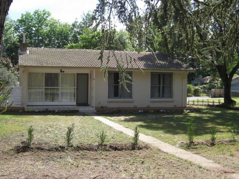 23 Matina Street, Narrabundah ACT 2604