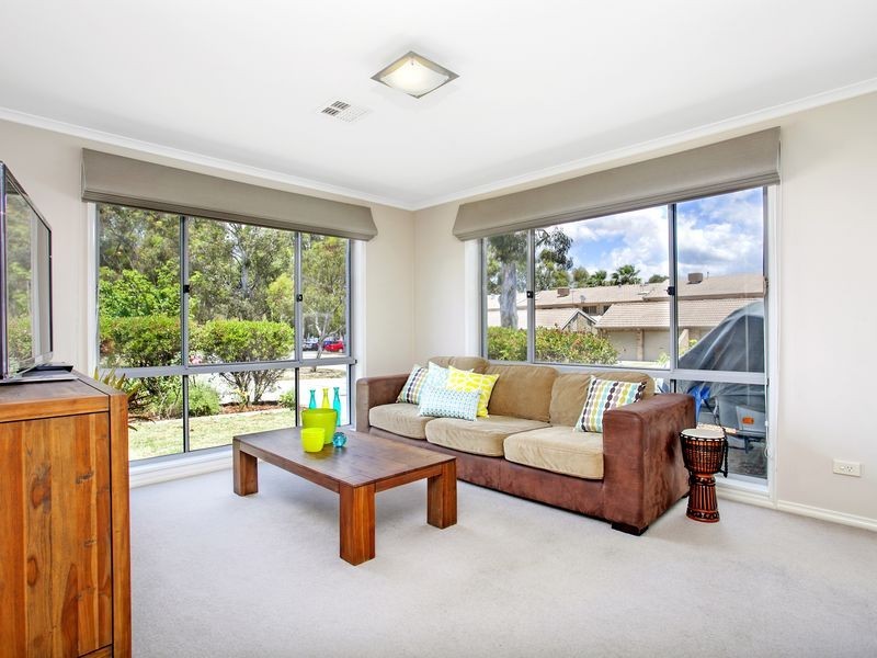 10/77 Mortimer Lewis Drive, Greenway ACT 2900