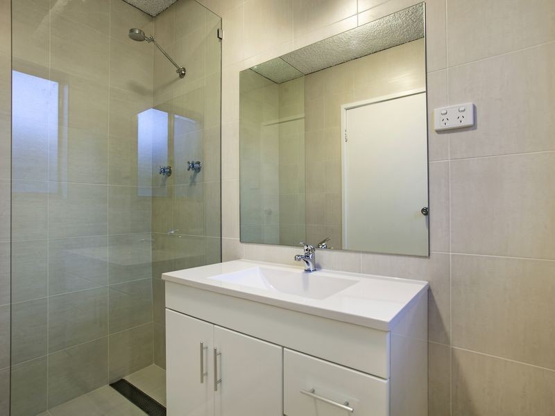 11/104 Henderson Road, Queanbeyan NSW 2620