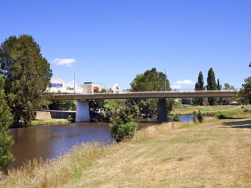 11/104 Henderson Road, Queanbeyan NSW 2620