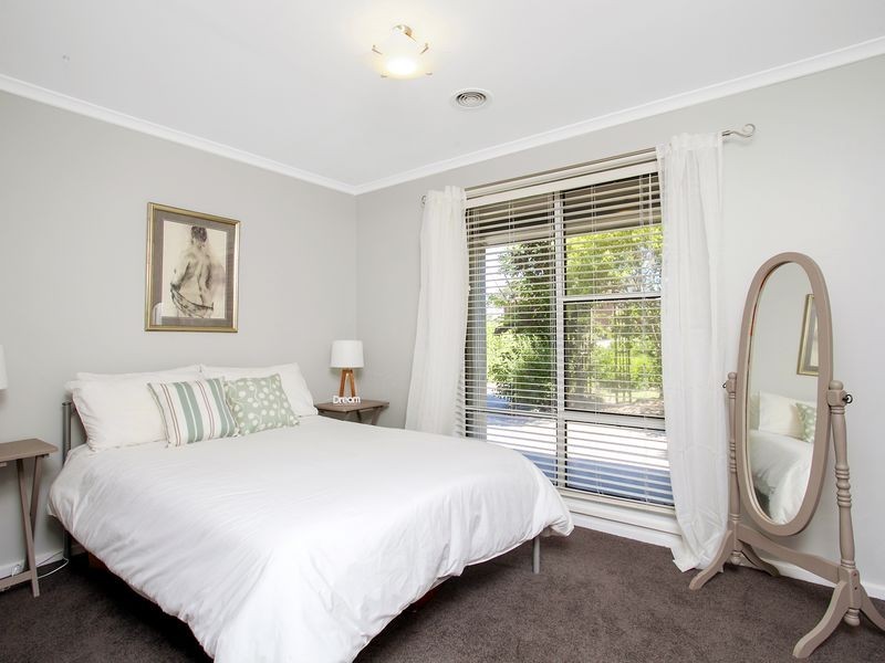 28 Kirkton Street, Wanniassa ACT 2903