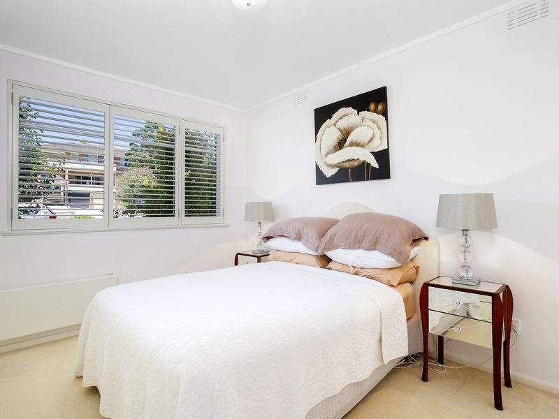 1/4 Nuyts Street, Red Hill ACT 2603