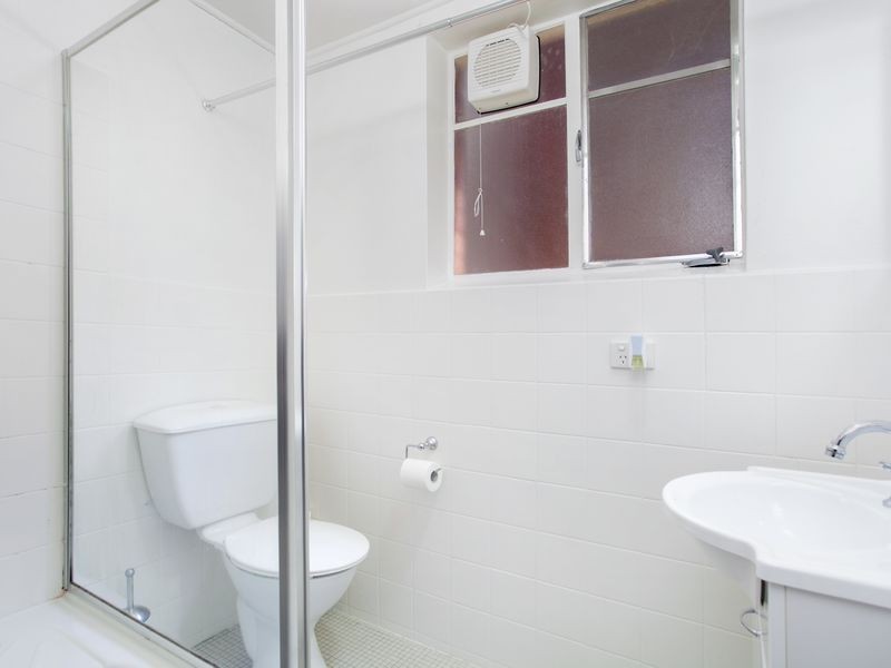 1/4 Nuyts Street, Red Hill ACT 2603