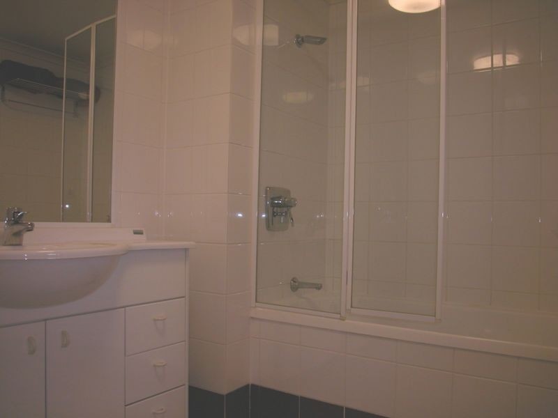 49/18 Captain Cook Crescent, Griffith ACT 2603