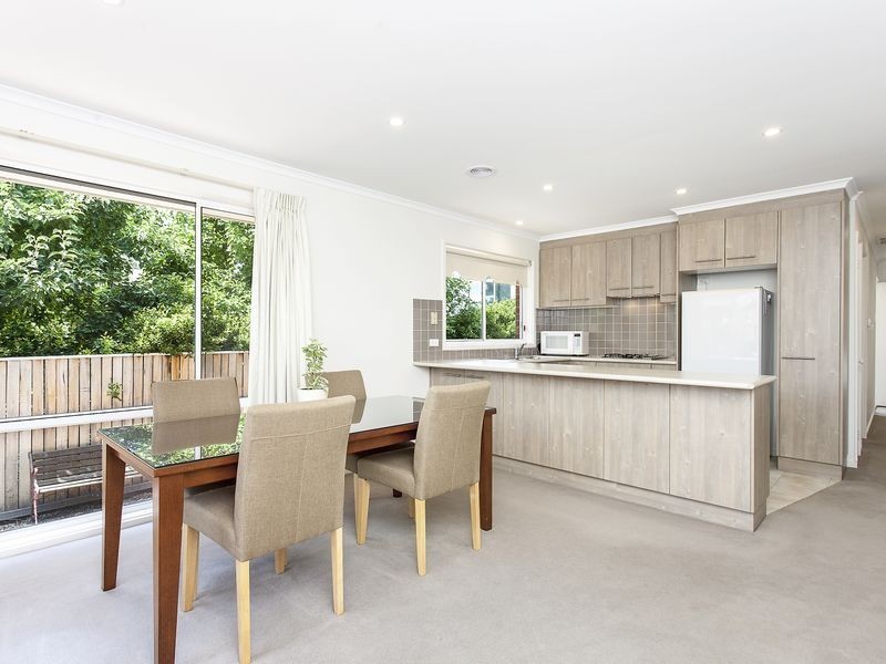 2/11 Bentham Street, Yarralumla ACT 2600