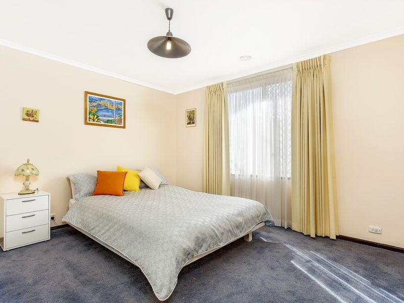 5 Baracchi Crescent, Giralang ACT 2617