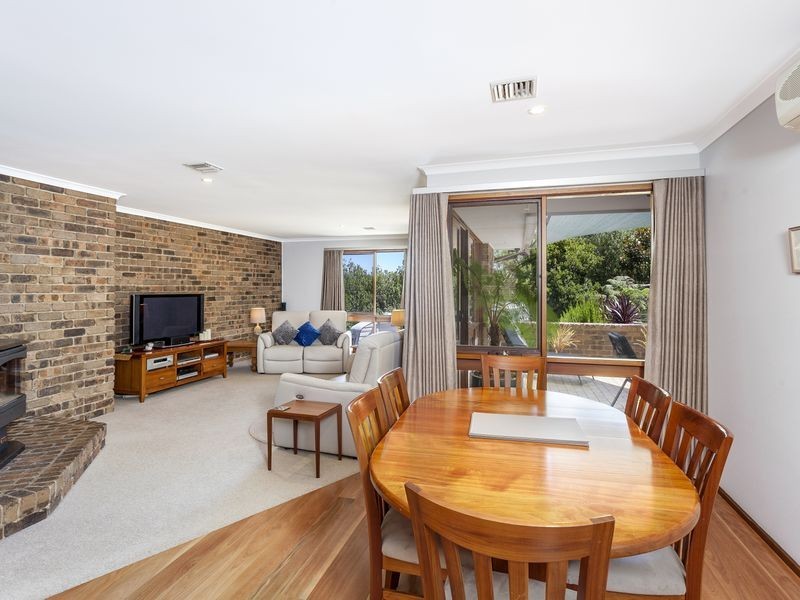 7 Kaeppel Place, Isaacs ACT 2607