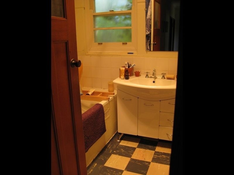 12 McKinlay Street, Narrabundah ACT 2604