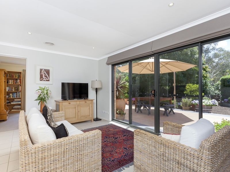 11 Molvig Street, Weston ACT 2611