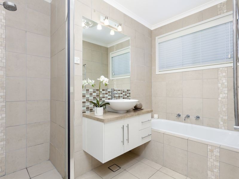 11 Molvig Street, Weston ACT 2611