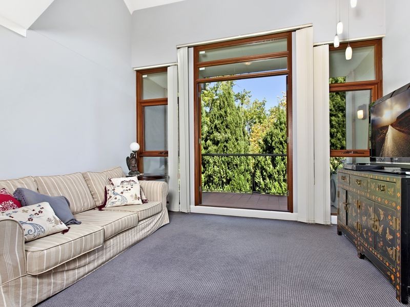 57/18 Captain Cook Crescent, Griffith ACT 2603